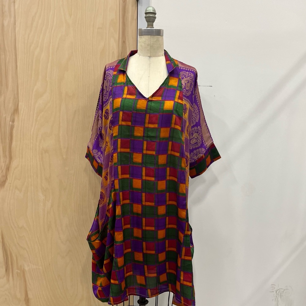 Tunic - Picture 4 of 5